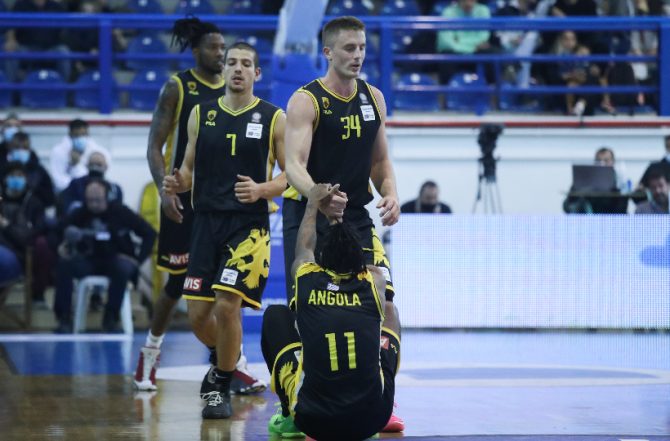 Η ΑΕΚ έκανε τα βασικά και ανταμείφθηκε