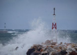Ραγδαία επιδείνωση του καιρού: Άνεμοι 11 μποφόρ και σφοδρές καταιγίδες!
