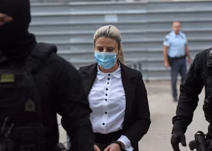 Επίθεση με βιτριόλι: Εφτάσε η ώρα του εισαγγελέα για την Έφη Κακαράντζουλα