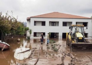 Κακοκαιρία “Μπάλλος”: Σε ετοιμότητα όλη η χώρα – Άρχισε η αποστολή μηνυμάτων από το 112