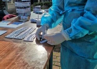 Κορωνοϊός: Ποιοι εμβολιασμένοι νοσούν και νοσηλεύονται