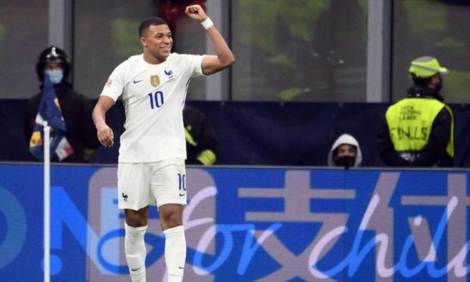 Βαρούχας: «Σωστά κατακυρώθηκε το γκολ του Εμπαπέ»