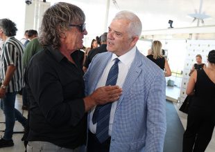 Παλαίμαχοι ΑΕΚ σε Μελισσανίδη: «Σ’ ευχαριστούμε για την απόφαση να τιμήσεις τις μορφές της ΑΕΚ»