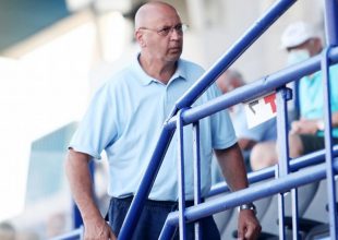 Μονεμβασιώτης: «Αν δεν μπορεί να λύσει τα προβλήματα ο Κλάτενμπεργκ, να πάει σπίτι του»