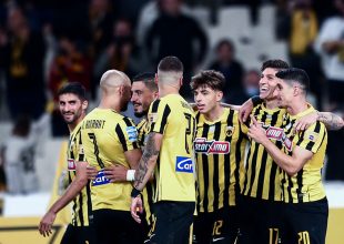 Μια άλλη ΑΕΚ με ένταση και… σκληράδα
