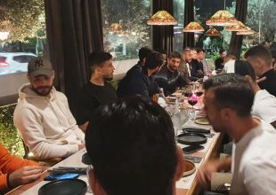 Τους έκανε το τραπέζι ο Σιμόες – Παρών ο Μελισσανίδης
