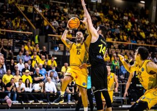 Με τον κόσμο της στα Λιόσια η Φάλκο