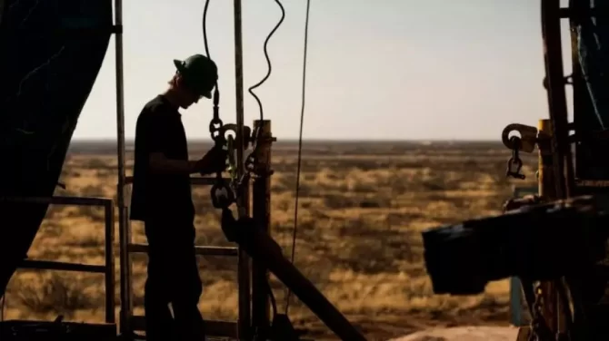 Έρχονται ακόμα υψηλότερες τιμές στο πετρέλαιο – Τι οδηγεί το ράλι