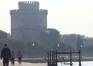 Θεσσαλονίκη: Ερημοι δρόμοι στην πόλη μετά το lockdown – «Ασφυξία» στις ΜΕΘ