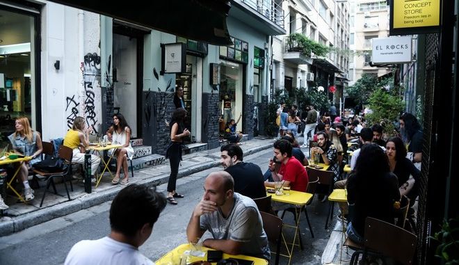 Πλεύρης: Τέλος στα μίνι lockdown – Κανένας περιορισμός για εμβολιασμένους