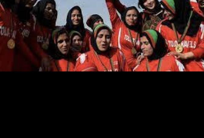 Η FIFA απομάκρυνε 100 παίκτριες και τις οικογένειές τους από το Αφγανιστάν