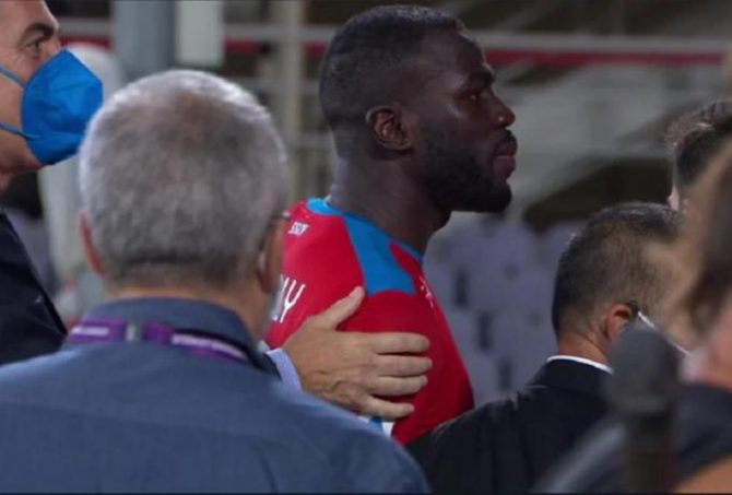 Ξέσπασμα Κουλιμπαλί: «Με αποκάλεσαν γ@@@@@ο πίθηκο…» Ξέσπασμα Κουλιμπαλί: «Με αποκάλεσαν γ@@@@@ο πίθηκο…»