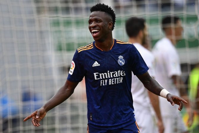 Βινίσιους: “Όλοι θέλουν να παίξουν με τον Εμπαπέ, είναι σαν τον Ρονάλντο και τον Μέσι”