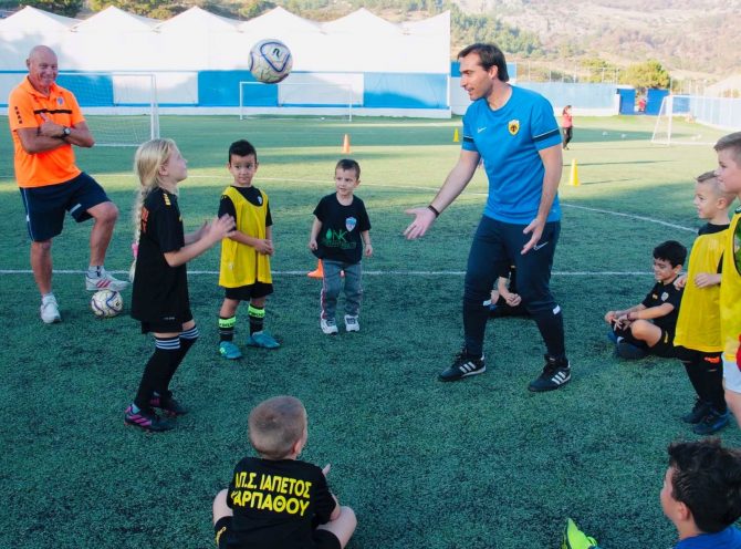 Στην Κρήτη συνεχίζονται οι επισκέψεις για το Δικτύο Ακαδημιών της ΑΕΚ (PICS)
