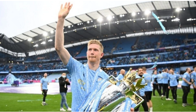 Ντε Μπρόινε: «Δεν είμαι παιδί να κρατάω κακία, απλά δεν ταίριαξα με τον Μουρίνιο» Ντε Μπρόινε: «Δεν είμαι παιδί να κρατάω κακία, απλά δεν ταίριαξα με τον Μουρίνιο»