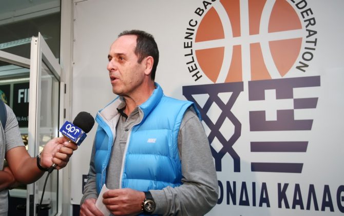 «Έφυγε» ο Δημήτρης Καρβέλας