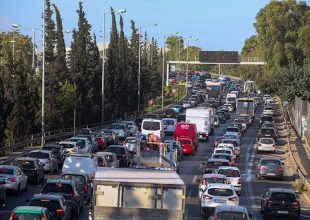 Χωρίς δακτύλιο αύριο το κέντρο της Αθήνας λόγω της απεργίας στα μέσα μεταφοράς