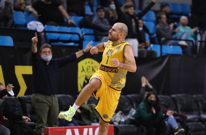 Κολόμ: Κλήθηκε στην Εθνική Ισπανίας (ΦΩΤΟ)