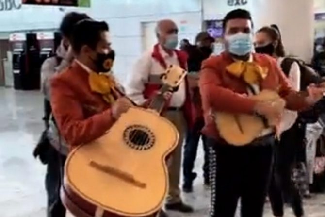 Σάκκαρη: Η εντυπωσιακή υποδοχή των Μεξικανών στη Μαρία (VIDEO)