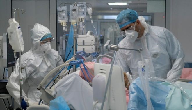 Κορωνοϊός: Ποιοι εμβολιασμένοι νοσούν και νοσηλεύονται