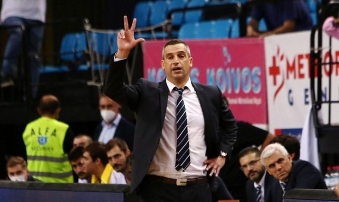 Επίσημο: Τέλος ο Παπανικολόπουλος από τη Λάρισα
