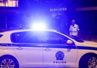 Βόλος: Σκότωσε τη νονά του με 20 μαχαιριές γιατί δεν του έδωσε 2.000 ευρώ