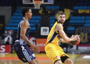 Πετρόπουλος: «Μοναδικός στόχος η νίκη με Προμηθέα»