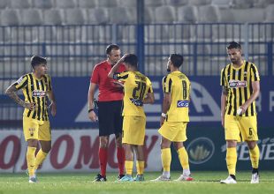 Ρίχνει το βάρος στην ανασταλτική λειτουργία