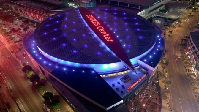 Λέικερς: Αλλάζει όνομα το Staples Center