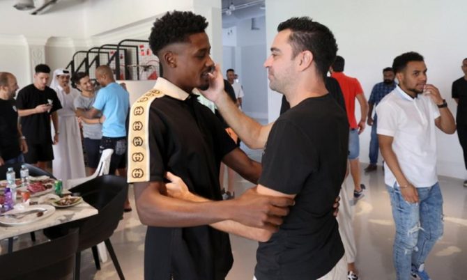 Τσάβι: Αποχαιρέτησε παίκτες και διοίκηση της Αλ Σαντ και «πετάει» για Βαρκελώνη