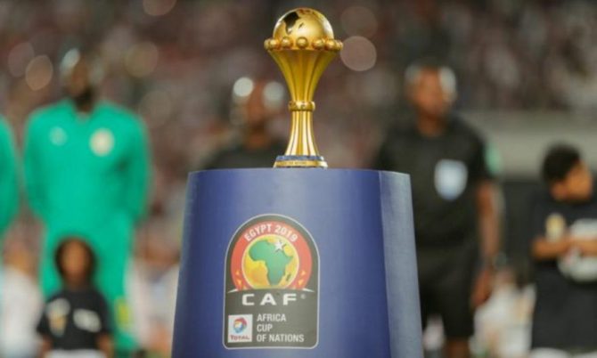 Διαψεύδει η CAF για αναβολή του Κόπα Άφρικα: «Θα γίνει κανονικά στο Καμερούν» Διαψεύδει η CAF για αναβολή του Κόπα Άφρικα: «Θα γίνει κανονικά στο Καμερούν»