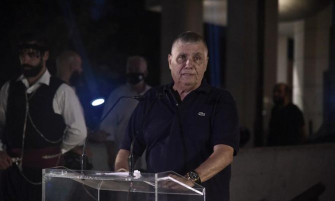 Στη ΜΕΘ του «Σωτηρία» με κορωνοϊό ο Γιώργος Τράγκας Στη ΜΕΘ του «Σωτηρία» με κορωνοϊό ο Γιώργος Τράγκας