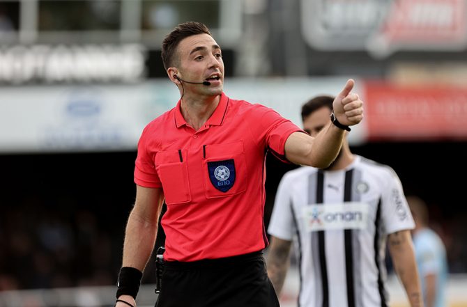 Ο Περράκης σφυρίζει το Ιωνικός-ΑΕΚ Ο Περράκης σφυρίζει το Ιωνικός-ΑΕΚ