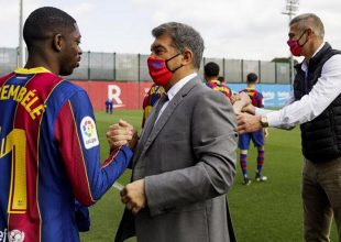 Λαπόρτα: «Ελπίζω να μείνει ο Ντεμπελέ, είναι καλύτερος του Εμπαπέ»