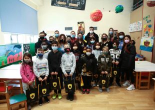 Ερασιτεχνική: Δίπλα στα παιδιά της «Κιβωτού του Κόσμου» η Μάνα ΑΕΚ