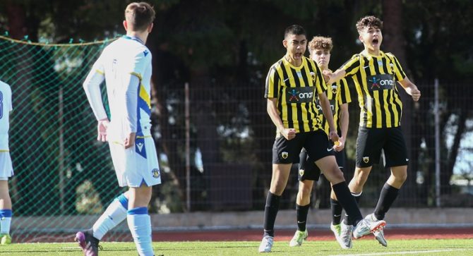 Άνετη επικράτηση της ΑΕΚ Κ15 επί του Αστέρα Τρίπολης