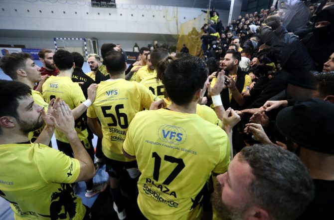 Κοινό εισιτήριο για τους αγώνες χάντμπολ ανδρών και γυναικών