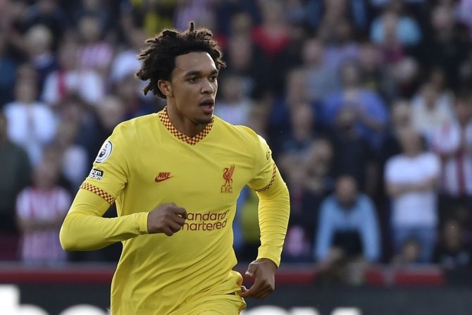 Αλεξάντερ-Άρνολντ: “Αν μπορούσα, θα έπαιρνα Ντε Μπρόινε και Σον στη Λίβερπουλ”