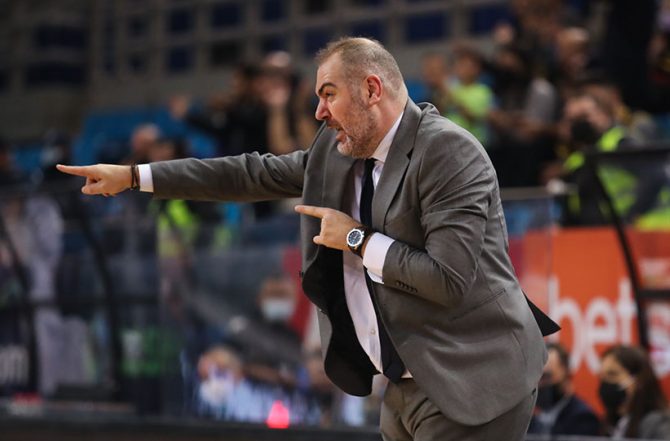 Δέδας: «Παίξαμε δυνατά, κερδίσαμε δίκαια και τώρα έχουμε κρίσιμο Δεκέμβρη»
