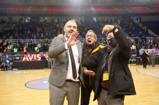 Το «εδώ θα μείνεις» του Νικολάου στον Δέδα (ΦΩΤΟ)