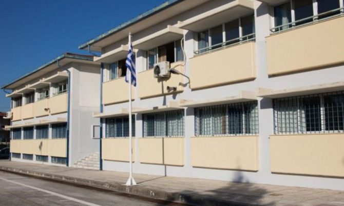 Απολύεται ο καθηγητής που χτύπησε μαθήτρια σε ΕΠΑΛ της Αττικής