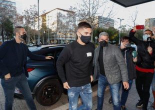 Περνάει ιατρικά και υπογράφει στην Μπαρτσελόνα ο Φεράν Τόρες