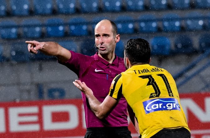 Η ΑΕΚ μίλησε δις με τον Καραντώνη για την κατάσταση του αγωνιστικού χώρου