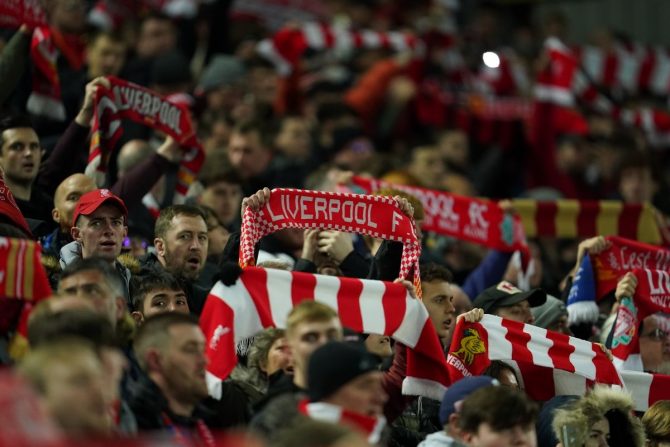 Συμπλοκές της αστυνομίας με οπαδούς της Λίβερπουλ που προσπάθησαν να μπουν χωρίς εισιτήριο