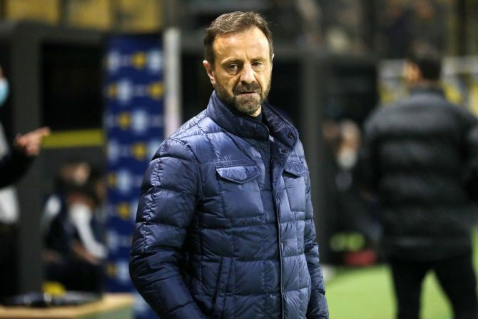 Μάντζιος: “Απαιτητικό το ματς με τον Ολυμπιακό, αλλά ο Άρης έχει ταυτότητα”
