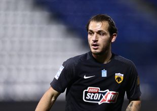 Μουστακόπουλος: «Συνεχίζω με το κεφάλι κάτω»