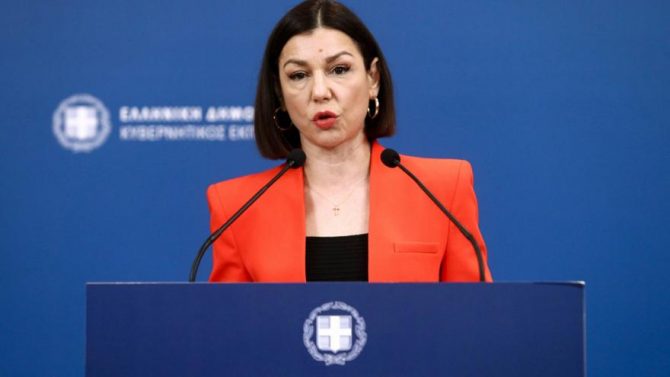 Πελώνη: «105.000 ανεμβολίαστοι άνω των 60 ετών έκλεισαν ή έκαναν πρώτη δόση»