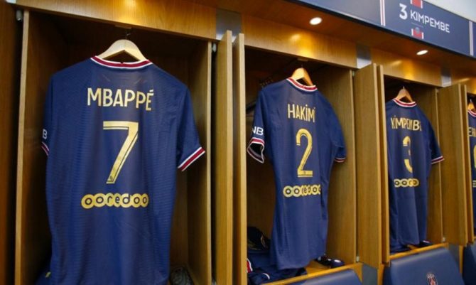 Παρί Σεν Ζερμέν: Τιμά τον Μέσι για την Χρυσή Μπάλα με… χρυσά γράμματα και νούμερα στη φανέλα Παρί Σεν Ζερμέν: Τιμά τον Μέσι για την Χρυσή Μπάλα με… χρυσά γράμματα και νούμερα στη φανέλα