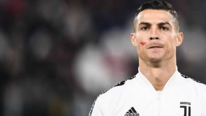 Γιουβέντους: Σταματούν οι έρευνες για την “οικονομική σχέση” με τον Ρονάλντο