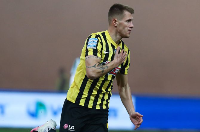 Αποβλήθηκε ο Σιμάνσκι μετά το τέλος του ματς